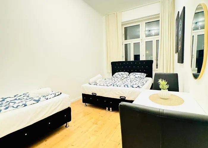 דירה Private In Elegant 5-bedroom Near Kaufpark Alterlaa וינה