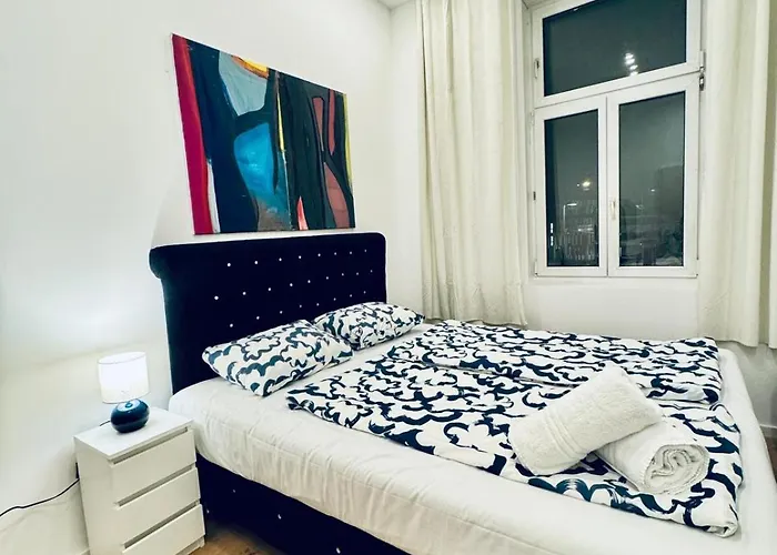 דירה Private In Elegant 5-bedroom Near Kaufpark Alterlaa