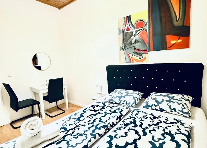 דירה Private In Elegant 5-bedroom Near Kaufpark Alterlaa וינה
