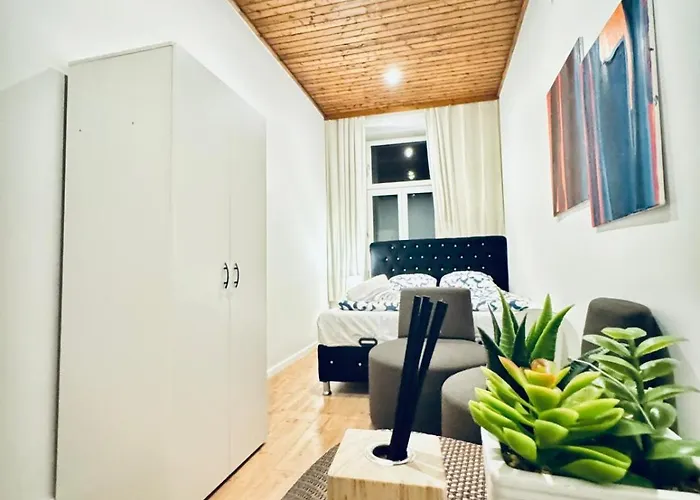 דירה Private In Elegant 5-bedroom Near Kaufpark Alterlaa *