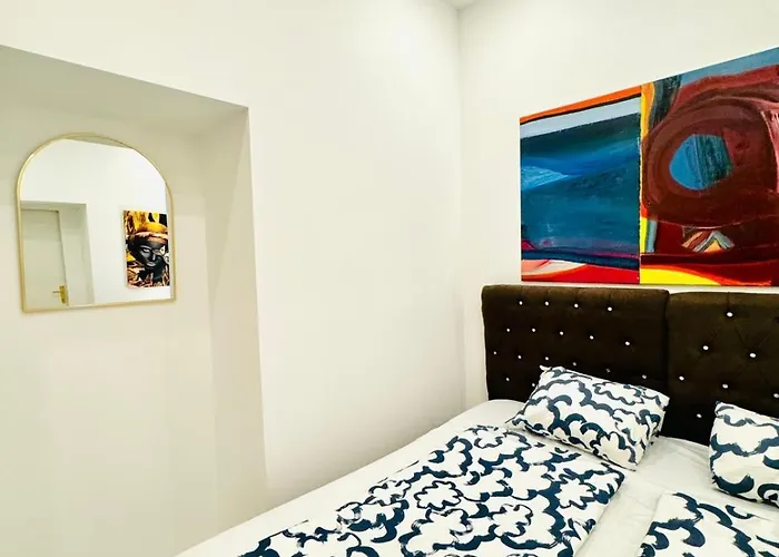 דירה Private In Elegant 5-bedroom Near Kaufpark Alterlaa *